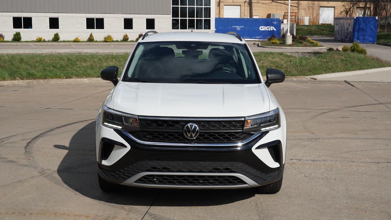 Volkswagen Taos S FWD 2024