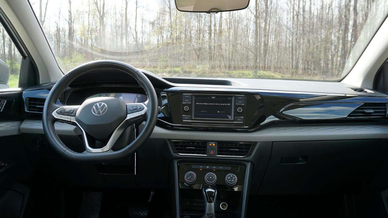 Volkswagen Taos S FWD 2024