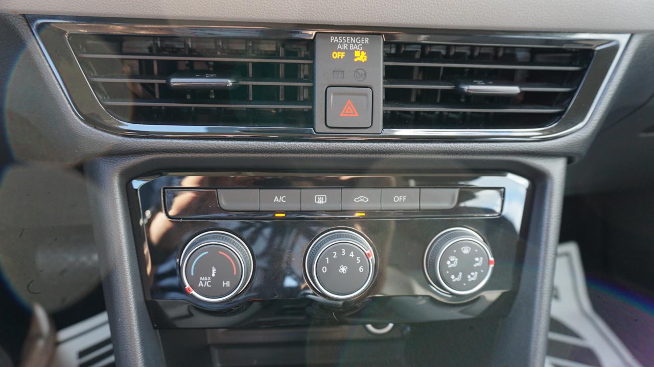 Volkswagen Taos S FWD 2024