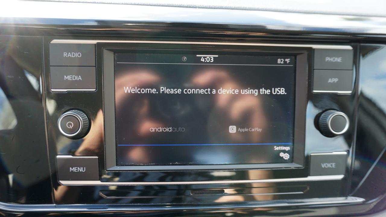 Volkswagen Taos S FWD 2024