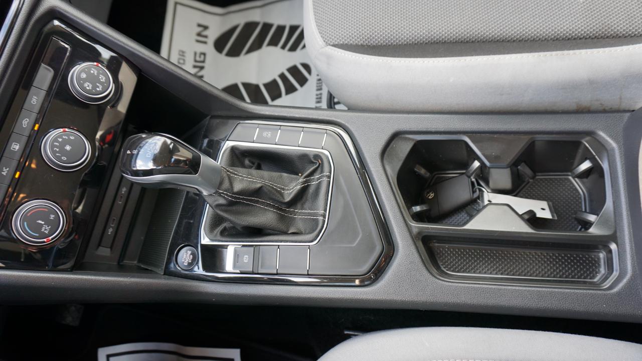 Volkswagen Taos S FWD 2024