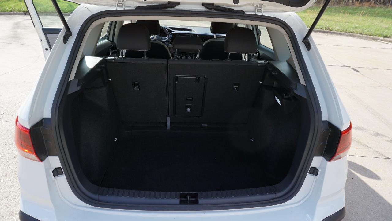 Volkswagen Taos S FWD 2024