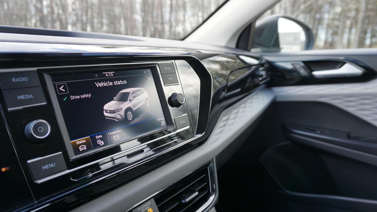 Volkswagen Taos S FWD 2024