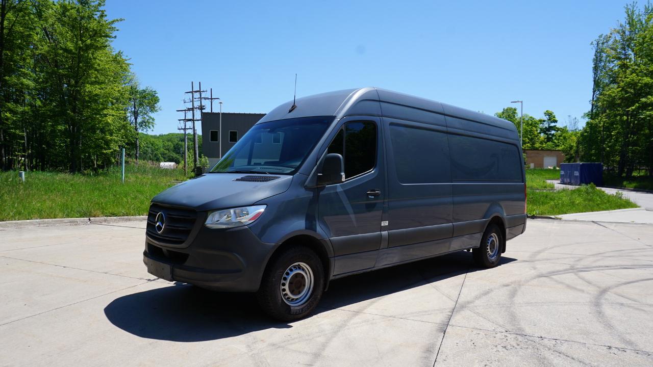 Mercedes-Benz Sprinter Van 2500 High Roof V6 170" RWD 2019