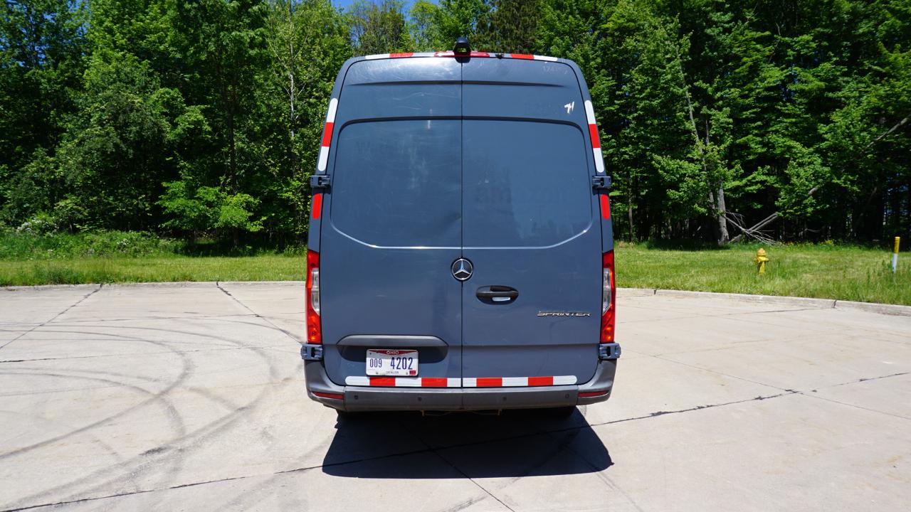 Mercedes-Benz Sprinter Van 2500 High Roof V6 170" RWD 2019