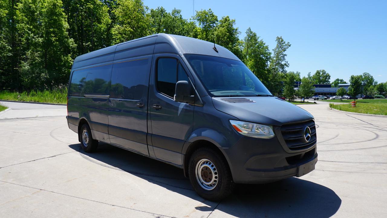 Mercedes-Benz Sprinter Van 2500 High Roof V6 170" RWD 2019