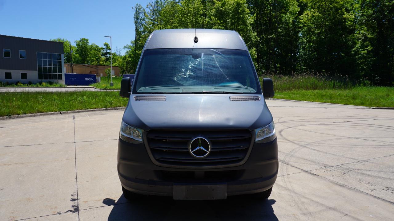 Mercedes-Benz Sprinter Van 2500 High Roof V6 170" RWD 2019