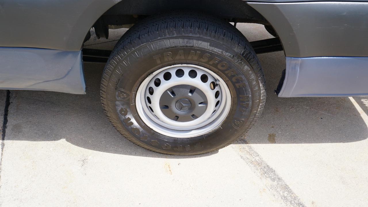 Mercedes-Benz Sprinter Van 2500 High Roof V6 170" RWD 2019