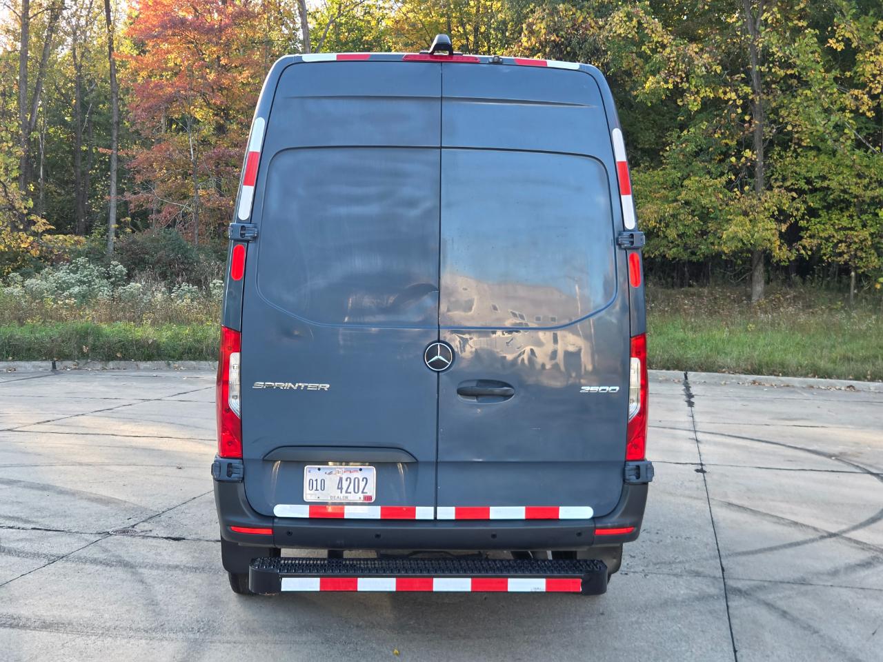 Mercedes-Benz Sprinter Van 2500 High Roof V6 144" RWD 2019