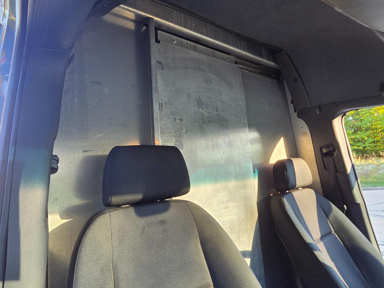 Mercedes-Benz Sprinter Van 2500 High Roof V6 144" RWD 2019