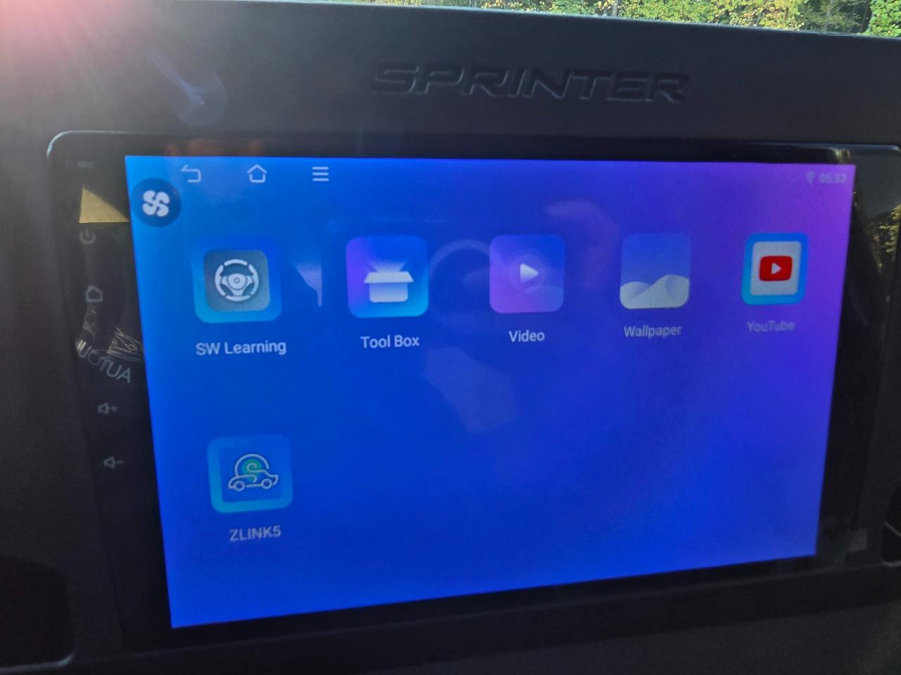 Mercedes-Benz Sprinter Van 2500 High Roof V6 144" RWD 2019