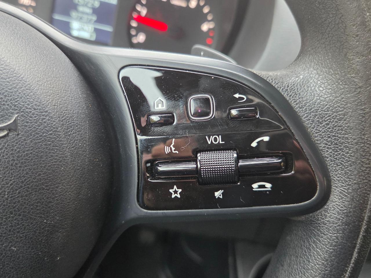 Mercedes-Benz Sprinter Van 2500 High Roof V6 170" RWD 2019