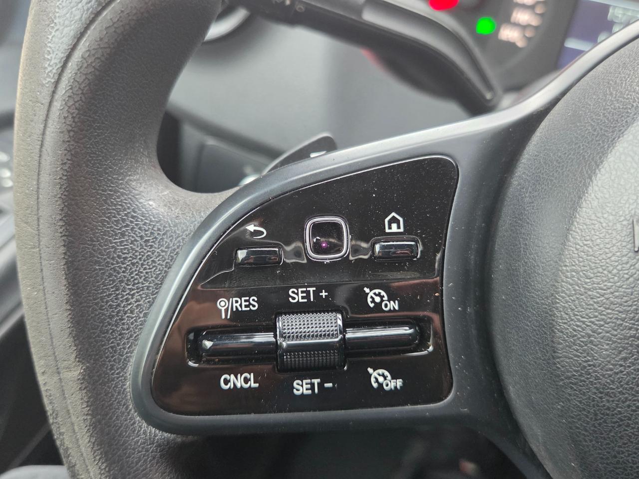 Mercedes-Benz Sprinter Van 2500 High Roof V6 170" RWD 2019
