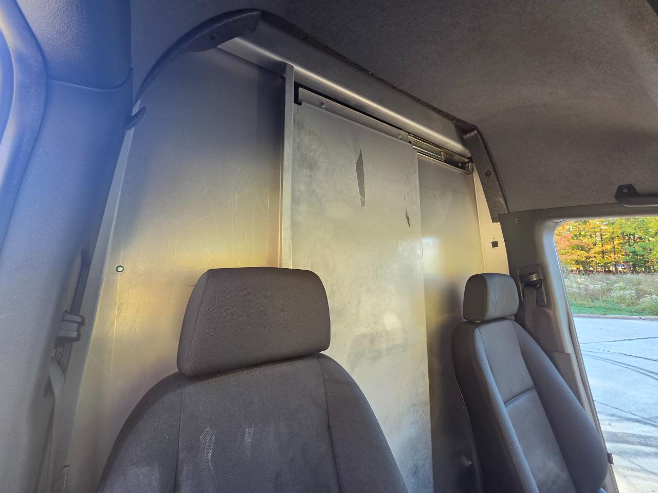 Mercedes-Benz Sprinter Van 2500 High Roof V6 170" RWD 2019