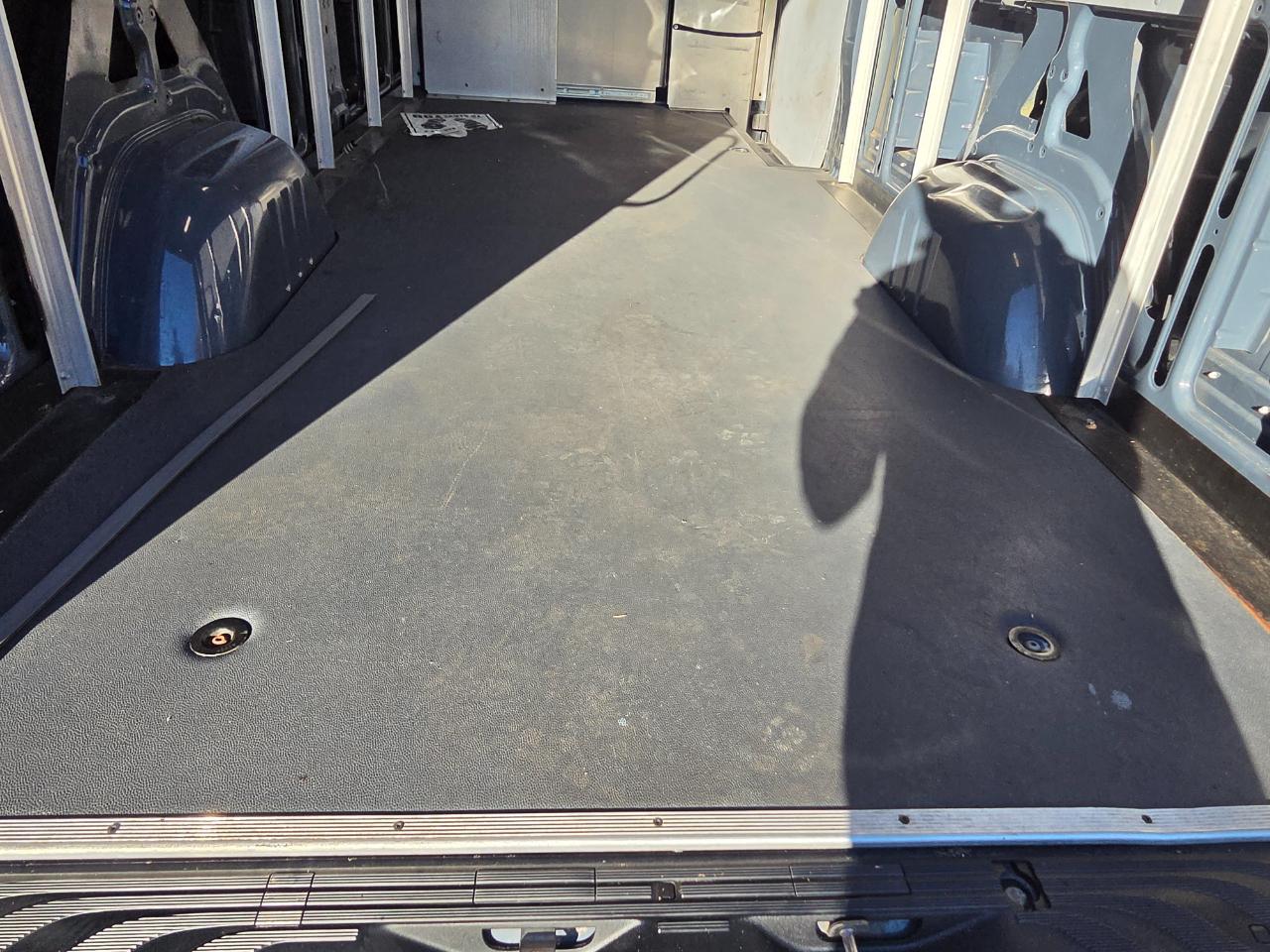 Mercedes-Benz Sprinter Van 2500 High Roof V6 170" RWD 2019