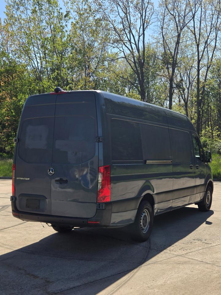 Mercedes-Benz Sprinter Van 2500 High Roof V6 170" RWD 2019