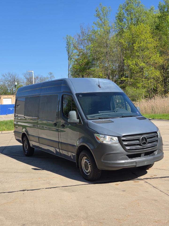 Mercedes-Benz Sprinter Van 2500 High Roof V6 170" RWD 2019