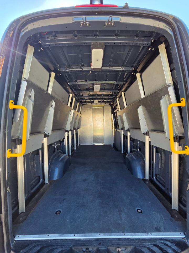 Mercedes-Benz Sprinter Van 2500 High Roof V6 170" RWD 2019