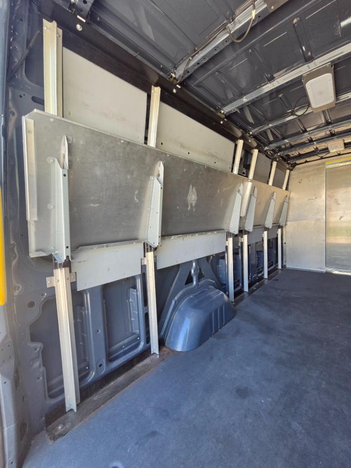 Mercedes-Benz Sprinter Van 2500 High Roof V6 170" RWD 2019