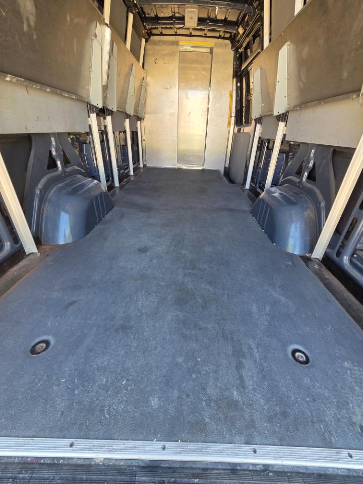 Mercedes-Benz Sprinter Van 2500 High Roof V6 170" RWD 2019