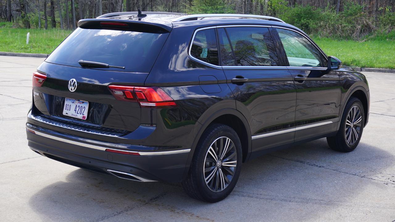 Volkswagen Tiguan 2.0T SEL R-Line Black FWD 2019