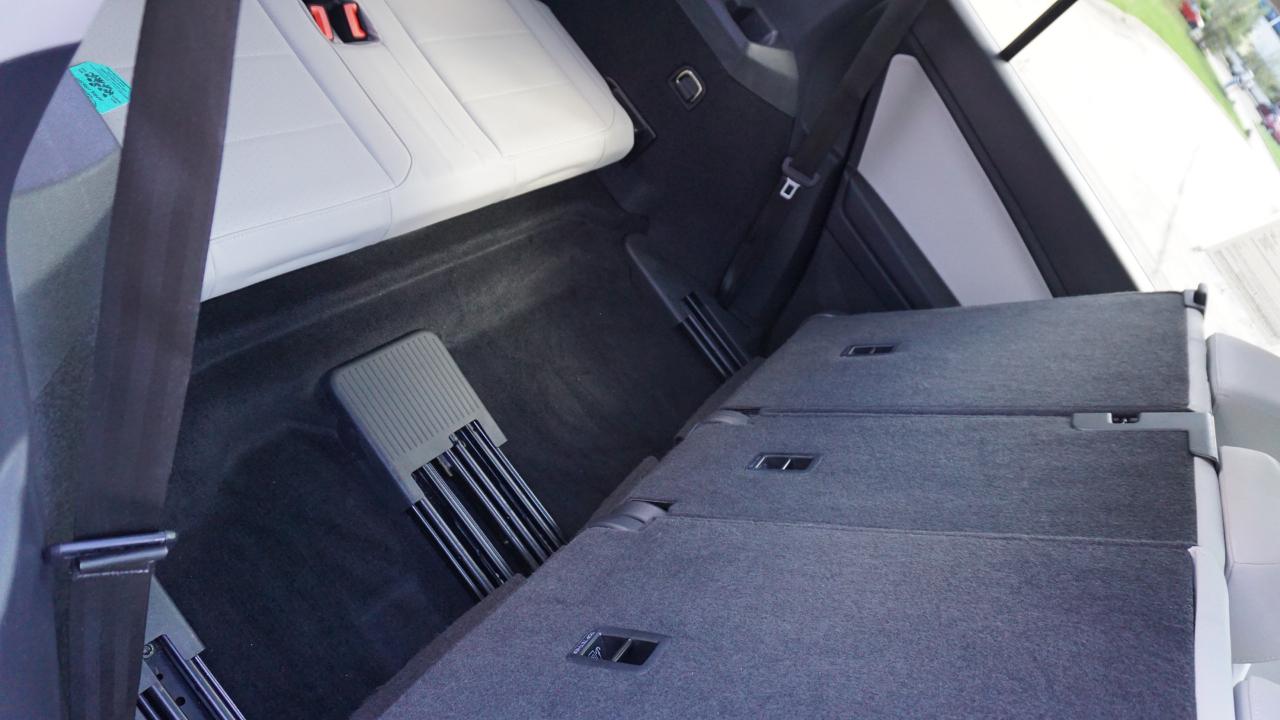 Volkswagen Tiguan 2.0T SEL R-Line Black FWD 2019