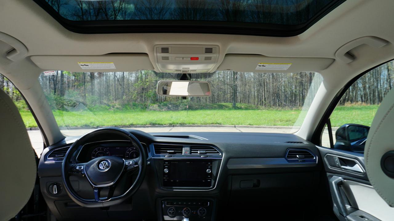 Volkswagen Tiguan 2.0T SEL R-Line Black FWD 2019