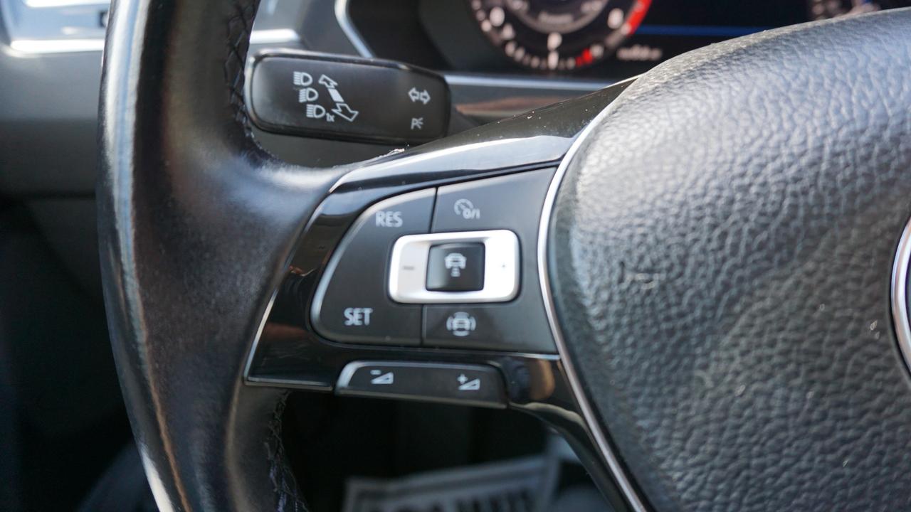 Volkswagen Tiguan 2.0T SEL R-Line Black FWD 2019