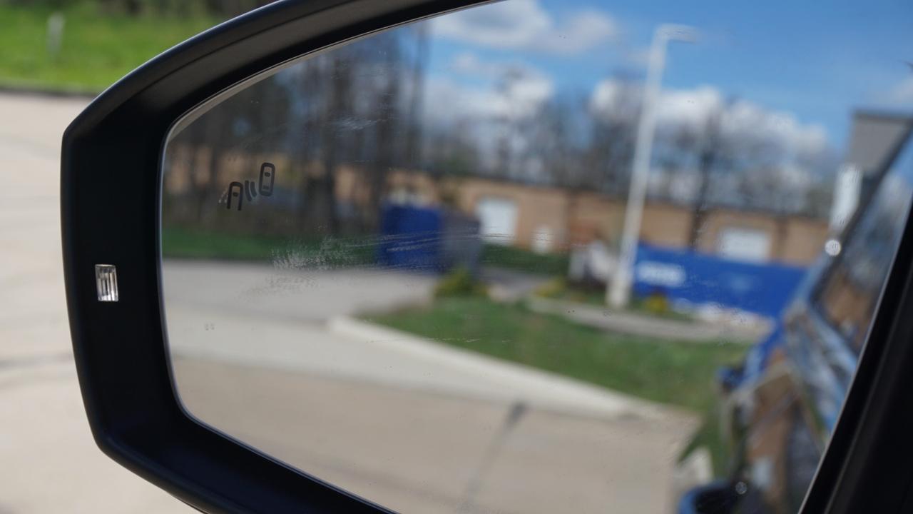 Volkswagen Tiguan 2.0T SEL R-Line Black FWD 2019