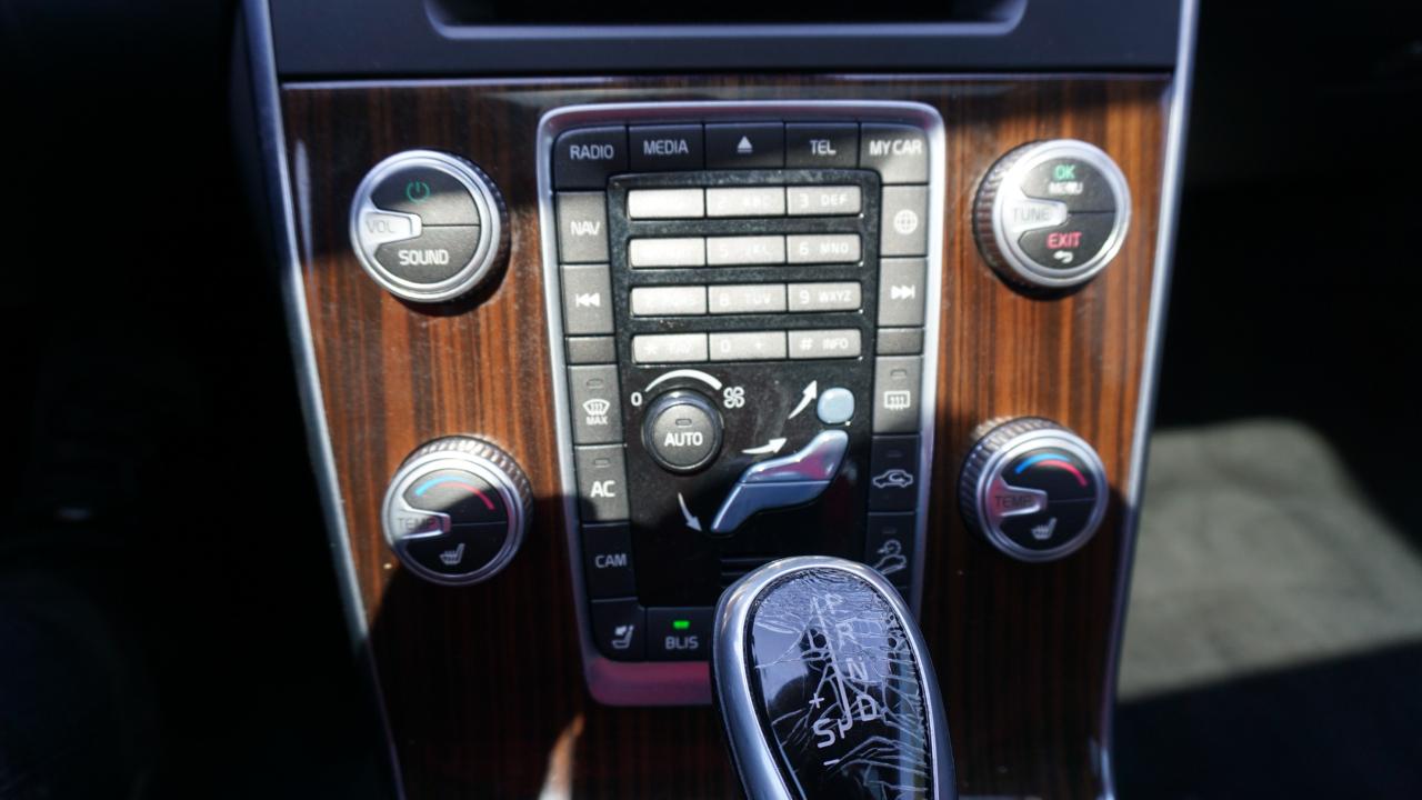 Volvo V60 Cross Country 4dr Wgn T5 AWD 2016