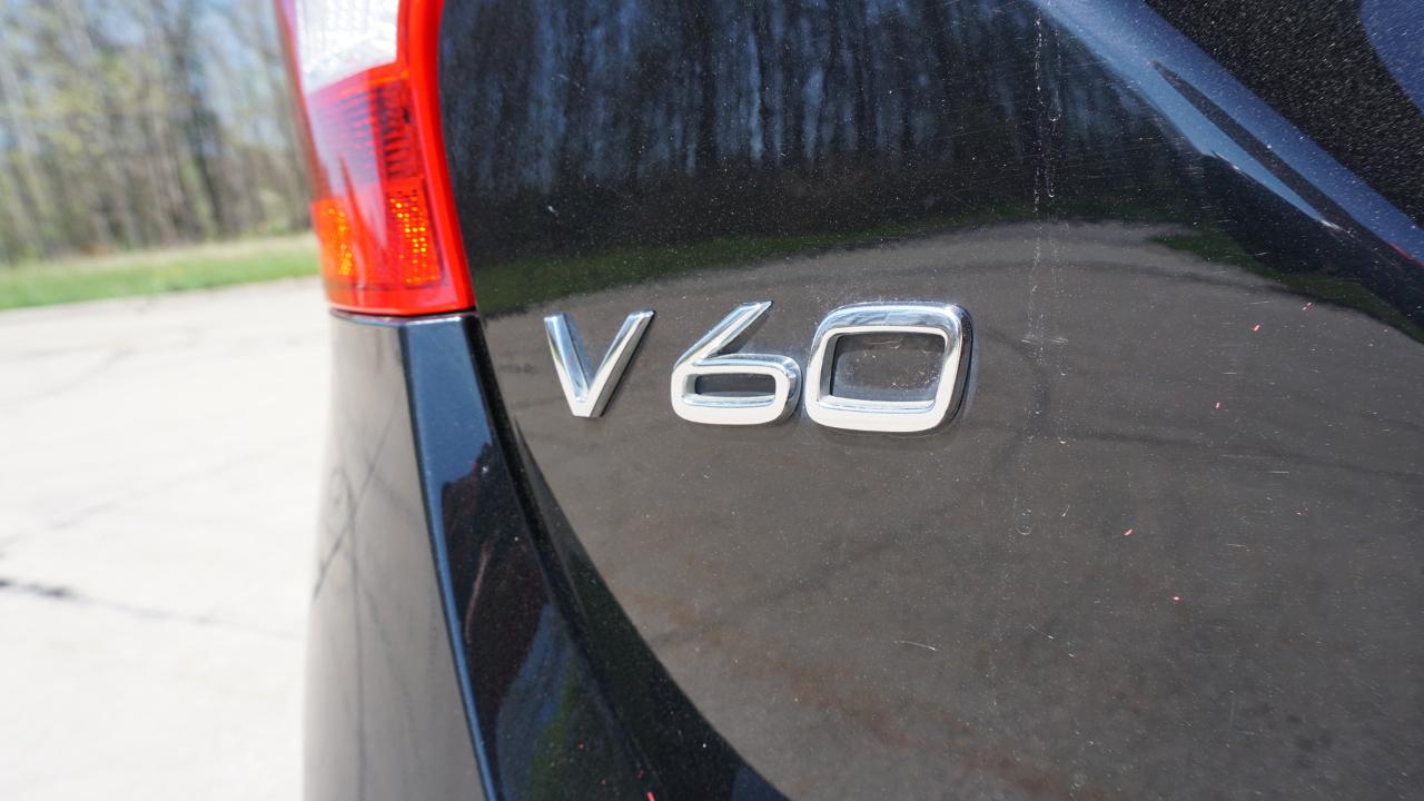 Volvo V60 Cross Country 4dr Wgn T5 AWD 2016