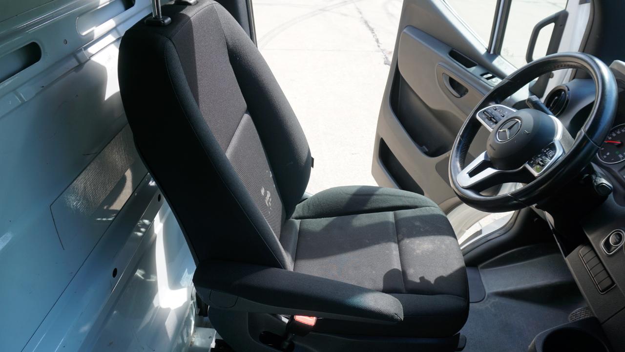 Mercedes-Benz Sprinter Cab Chassis 4500 Standard Roof I4 170" 2021