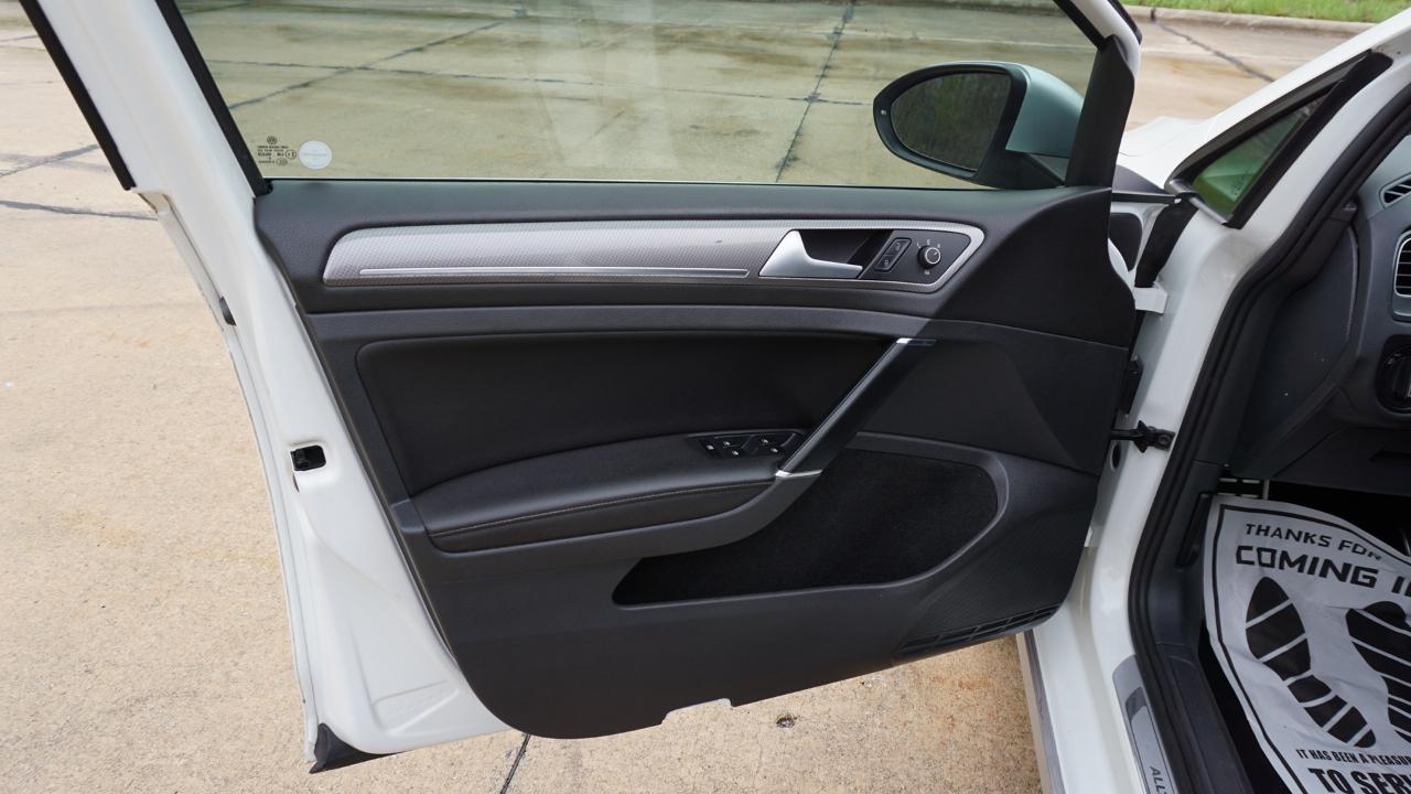 Volkswagen Golf Alltrack 1.8T SE DSG 2017