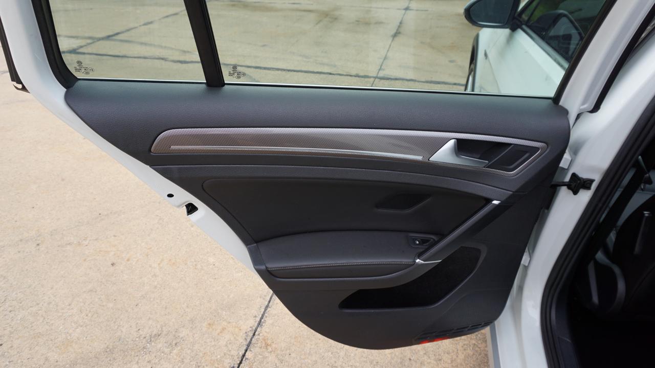 Volkswagen Golf Alltrack 1.8T SE DSG 2017