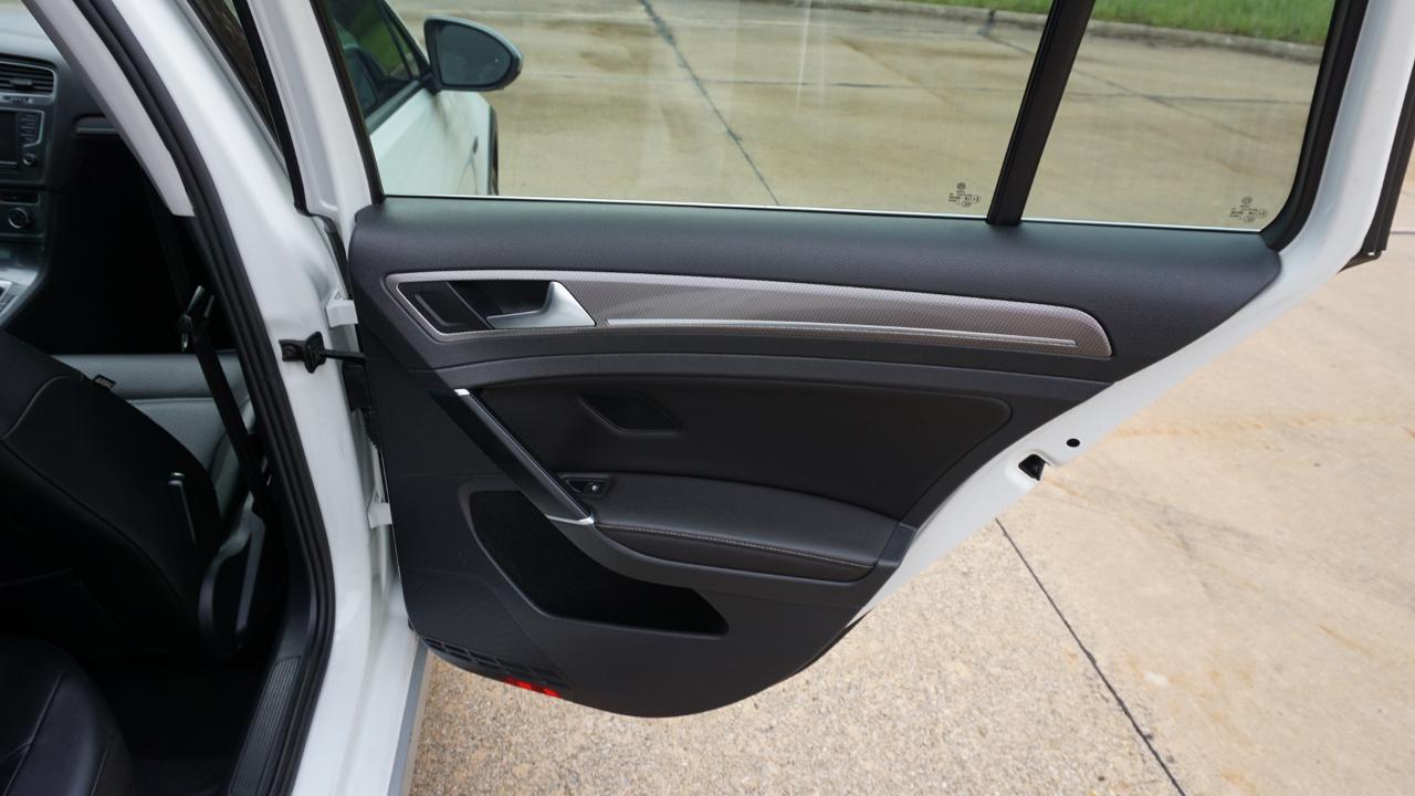 Volkswagen Golf Alltrack 1.8T SE DSG 2017