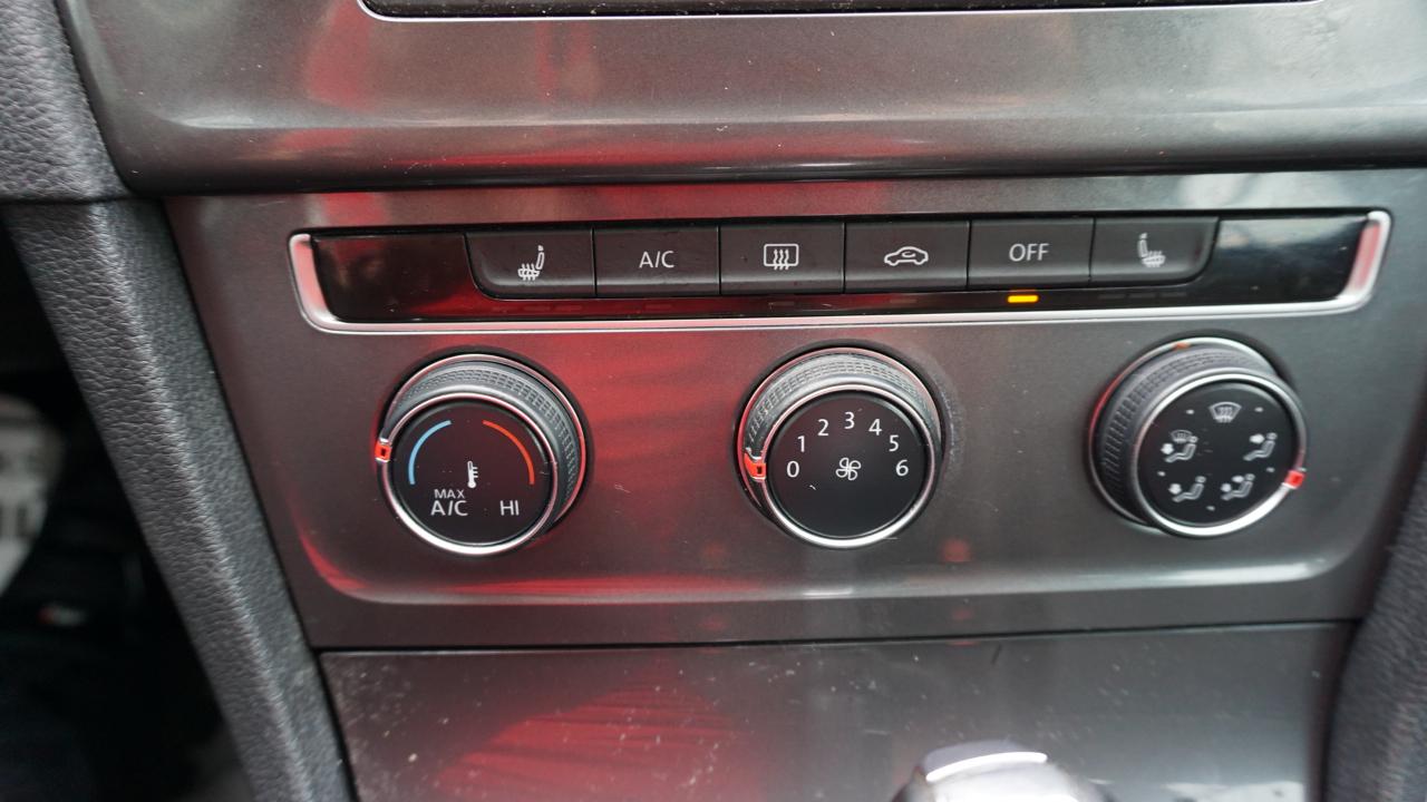 Volkswagen Golf Alltrack 1.8T SE DSG 2017