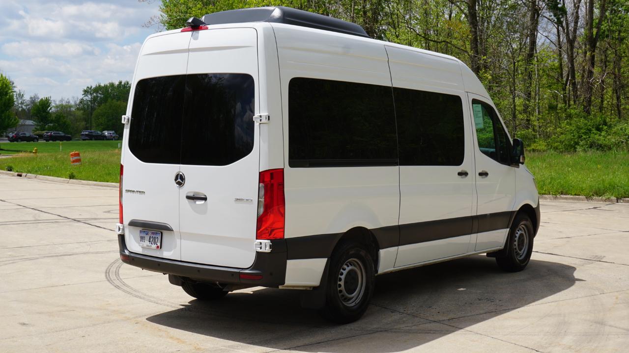 Mercedes-Benz Sprinter Passenger Van 2500 Standard Roof I4 Diesel 144" RWD 2025
