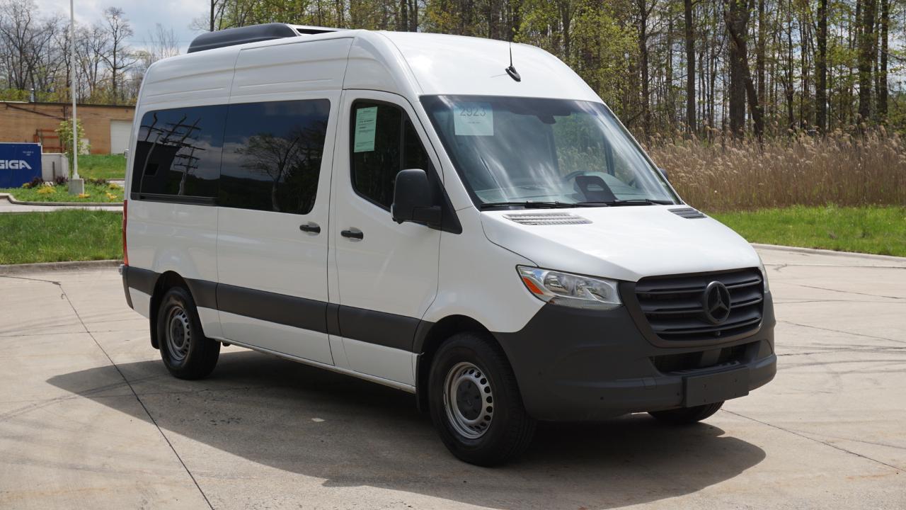 Mercedes-Benz Sprinter Passenger Van 2500 Standard Roof I4 Diesel 144" RWD 2025