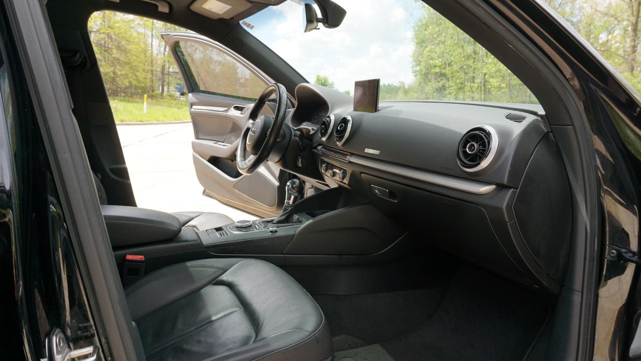 Audi A3 4dr Sdn FWD 1.8T Premium 2016