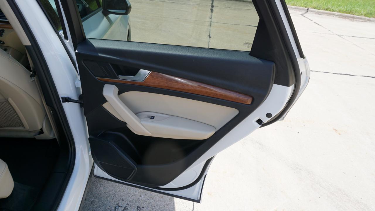 Audi Q5 Premium 45 TFSI quattro 2021