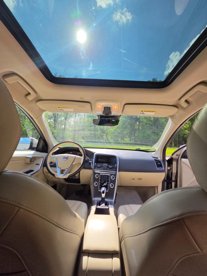Volvo XC60 AWD 4dr T5 Premier 2016