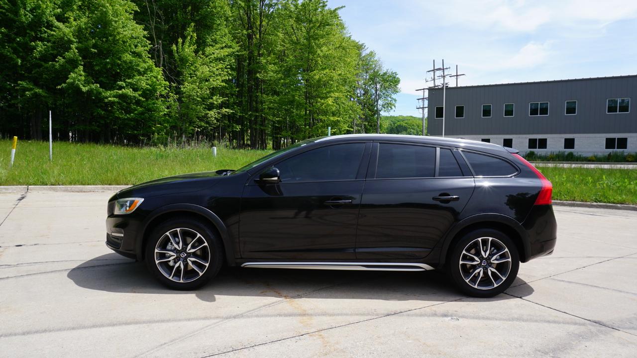 Volvo V60 Cross Country 4dr Wgn T5 AWD 2016