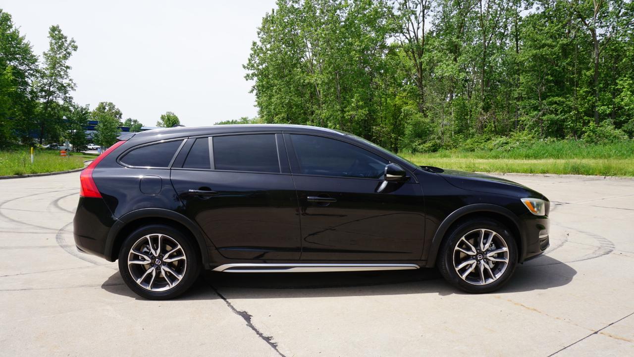 Volvo V60 Cross Country 4dr Wgn T5 AWD 2016