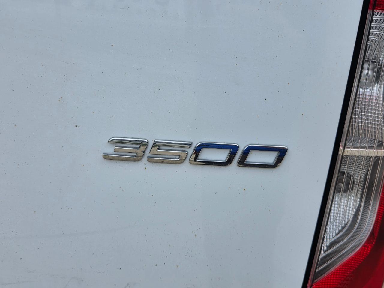 Freightliner Sprinter Van 3500 High Roof V6 144" RWD 2019