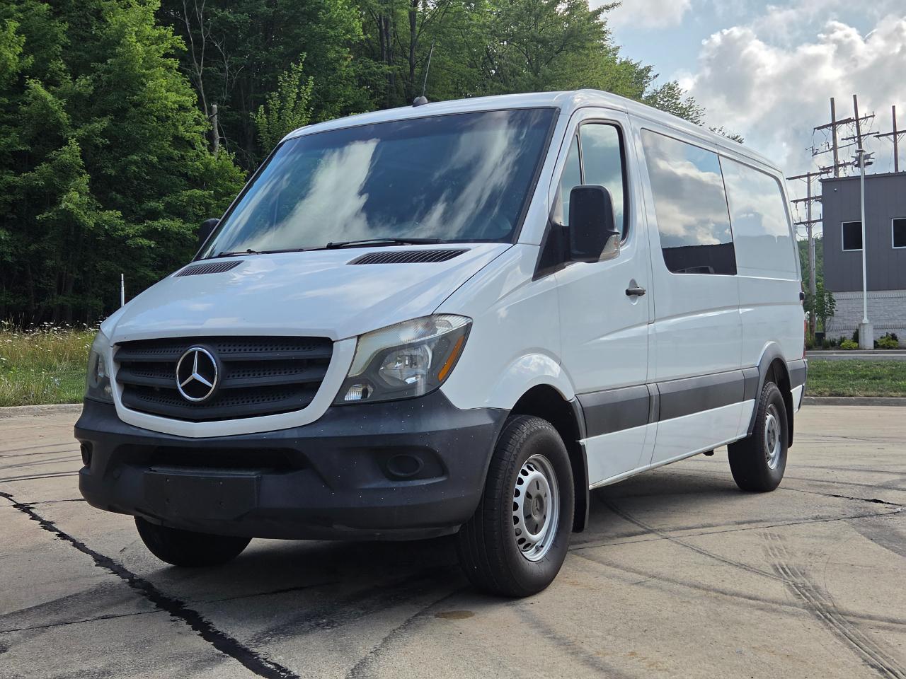 Mercedes-Benz Sprinter Van 2500 Standard Roof V6 144" RWD 2017