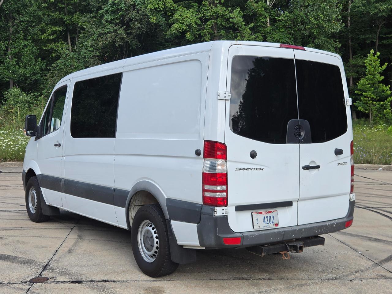 Mercedes-Benz Sprinter Van 2500 Standard Roof V6 144" RWD 2017