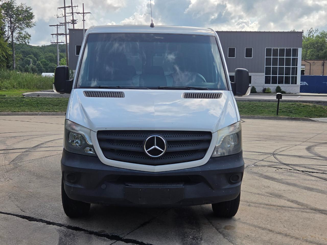 Mercedes-Benz Sprinter Van 2500 Standard Roof V6 144" RWD 2017