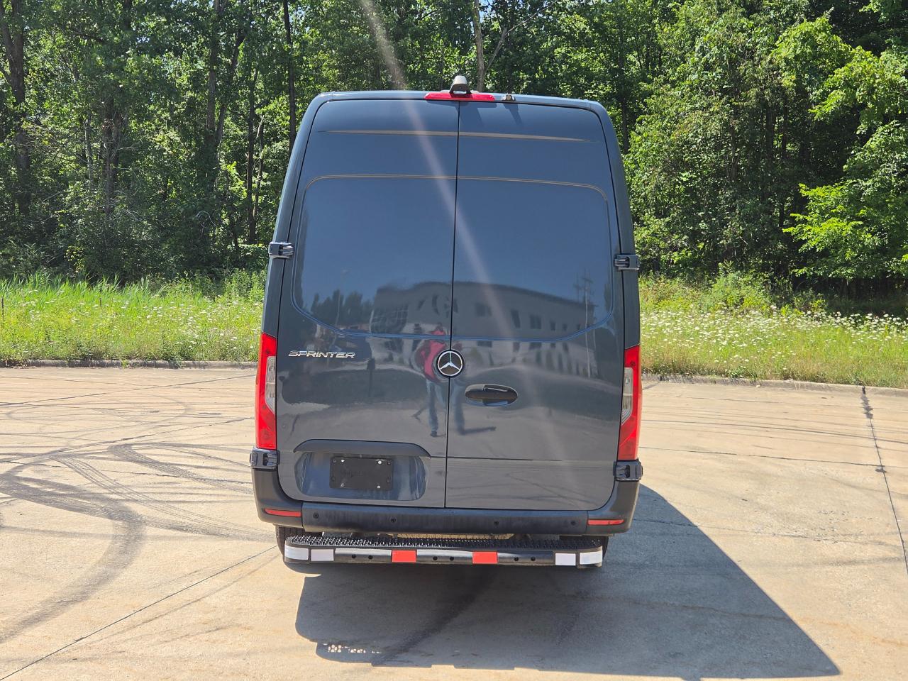 Mercedes-Benz Sprinter Van 2500 High Roof V6 170" RWD 2019
