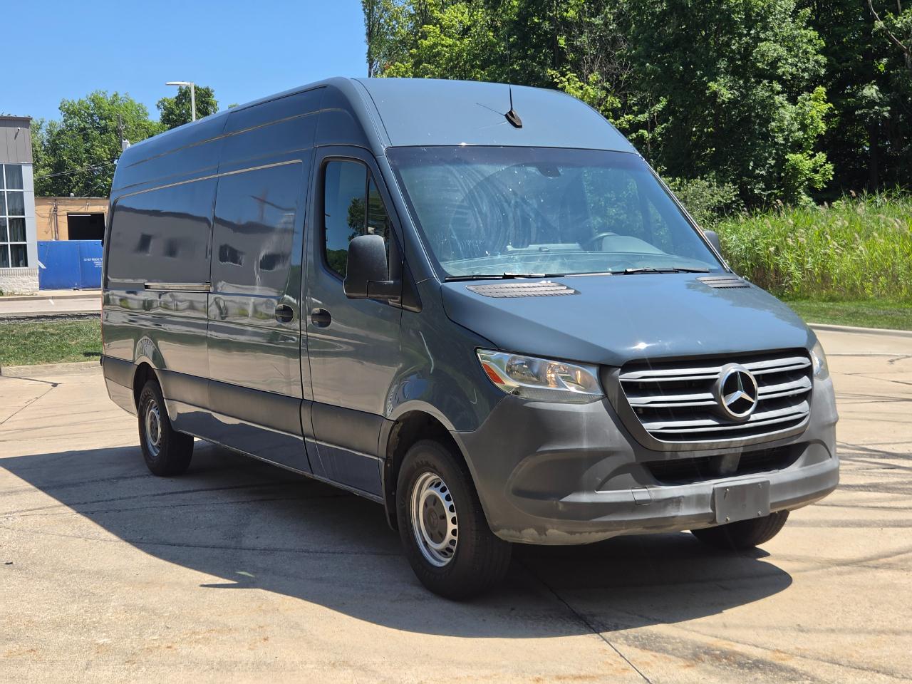 Mercedes-Benz Sprinter Van 2500 High Roof V6 170" RWD 2019