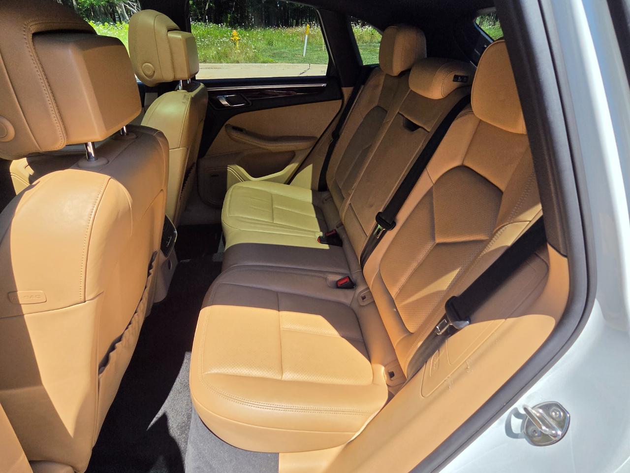 Porsche Macan Sport Edition AWD 2018